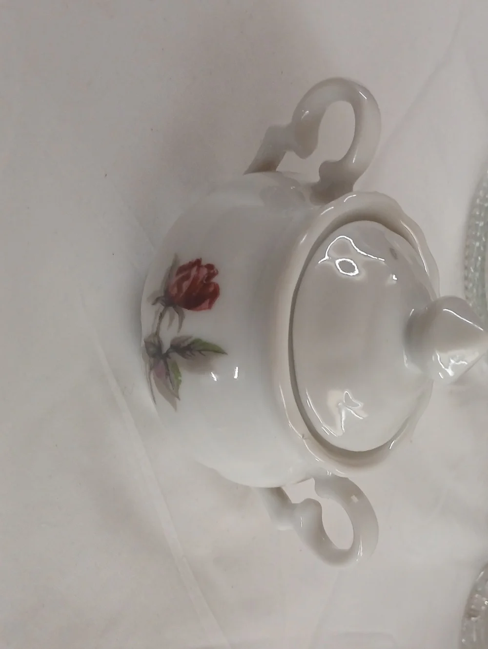 Classic White Porcelain Sugar Bowl with Red Rose Motif